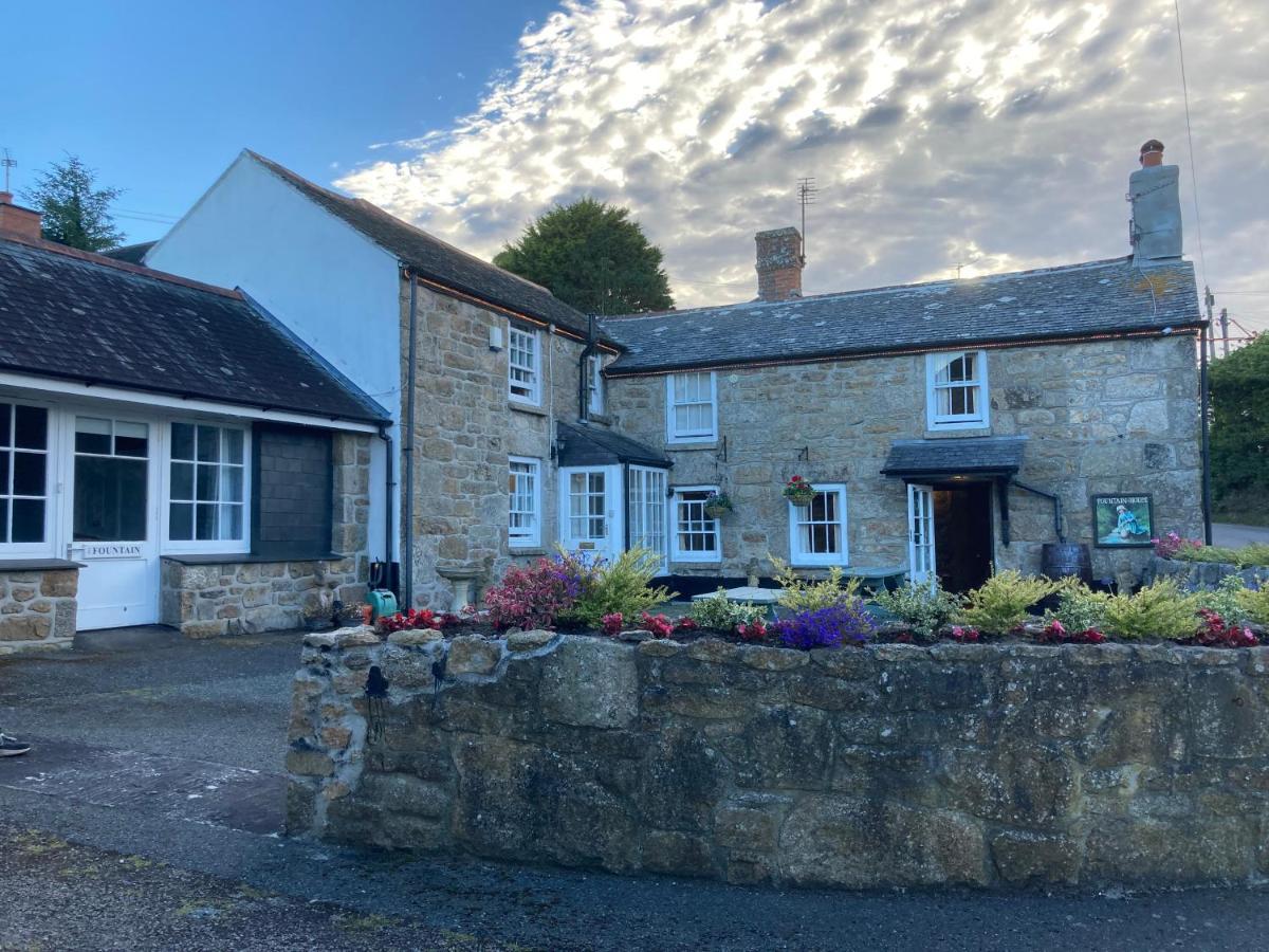 Madron The Fountain Inn מראה חיצוני תמונה